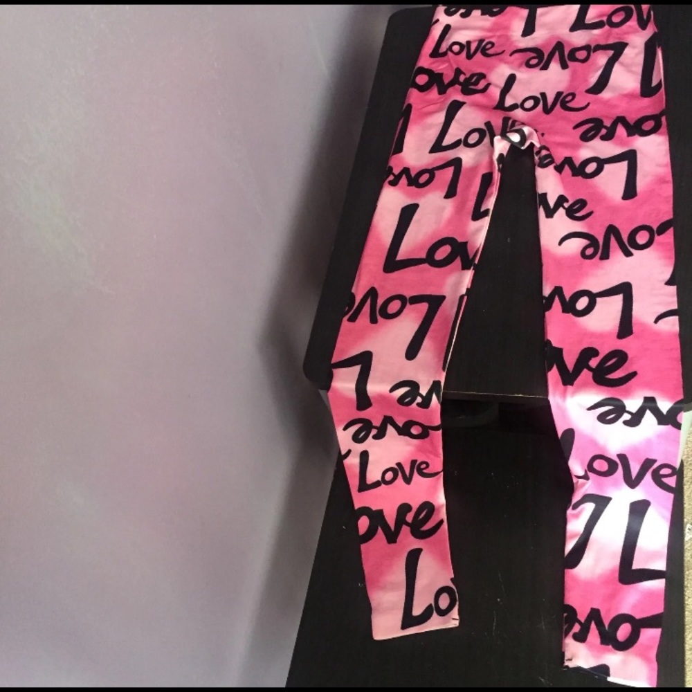 Pink leggings